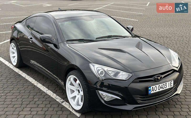 Купе Hyundai Genesis Coupe 2013 в Ужгороді