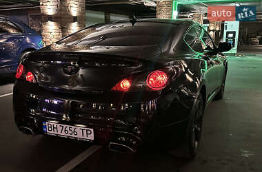 Купе Hyundai Genesis Coupe 2010 в 