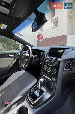 Купе Hyundai Genesis Coupe 2013 в 