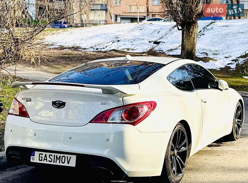 Купе Hyundai Genesis Coupe 2011 в Киеве