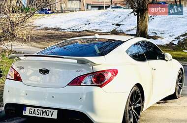Купе Hyundai Genesis Coupe 2011 в 