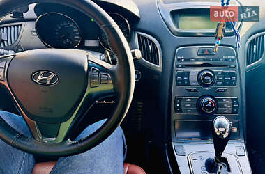 Купе Hyundai Genesis Coupe 2011 в 