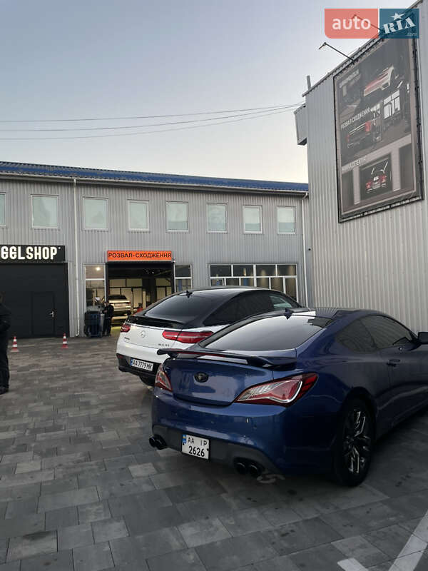 Купе Hyundai Genesis Coupe 2015 в Киеве