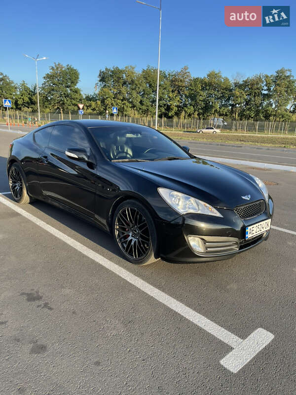 Купе Hyundai Genesis Coupe 2009 в Днепре