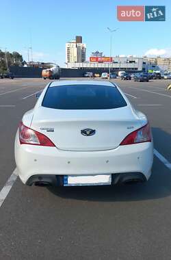 Купе Hyundai Genesis Coupe 2011 в 
