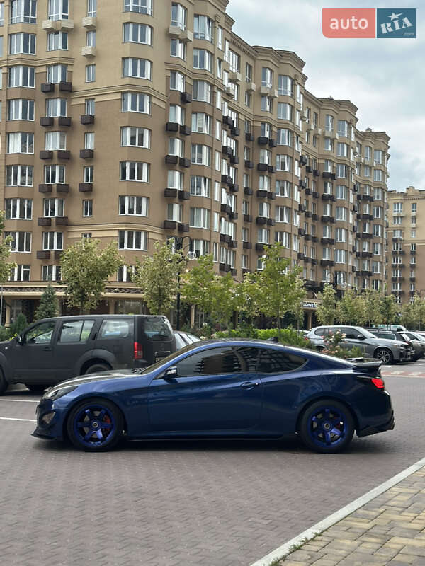 Купе Hyundai Genesis Coupe 2016 в Киеве