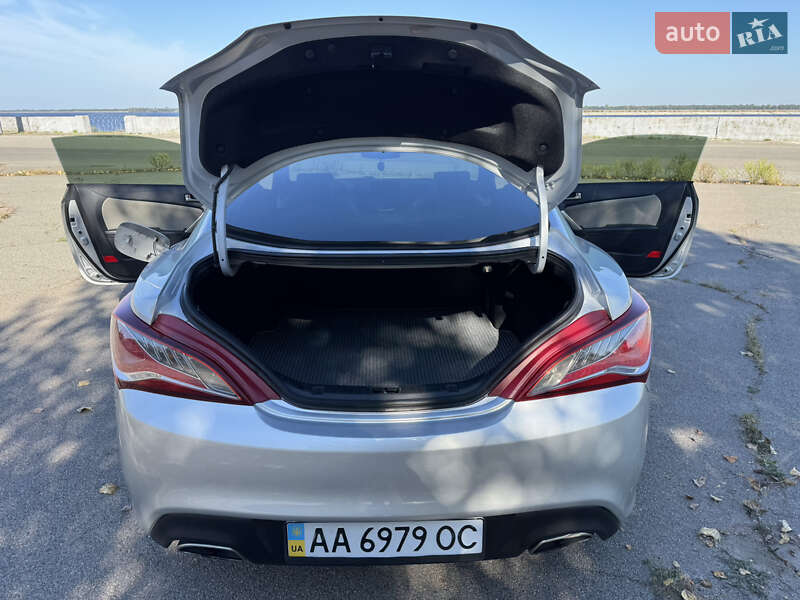 Купе Hyundai Genesis Coupe 2013 в Киеве
