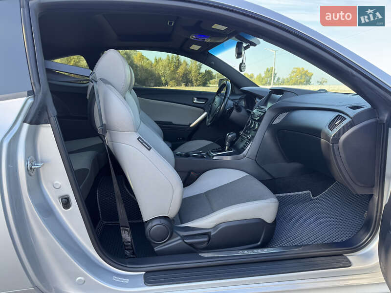 Купе Hyundai Genesis Coupe 2013 в Киеве
