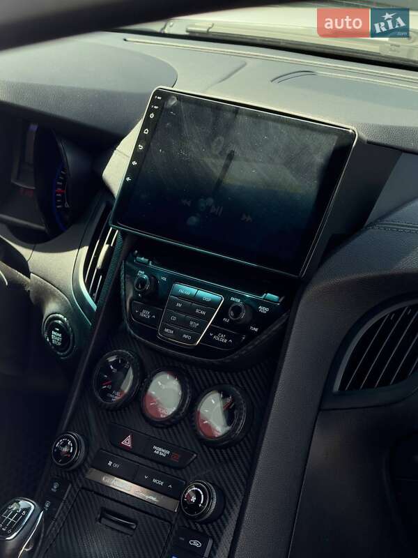 Купе Hyundai Genesis Coupe 2014 в Чернівцях фото 20 Купе Hyundai Genesis Coupe 2014 в Чернівцях