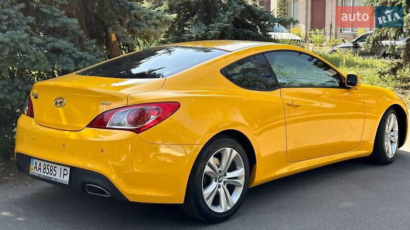 Купе Hyundai Genesis Coupe 2010 в Киеве