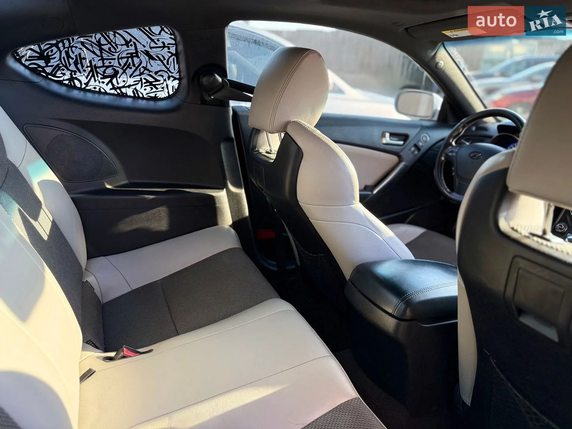 2012 Hyundai Genesis Coupe - мініатюра 27