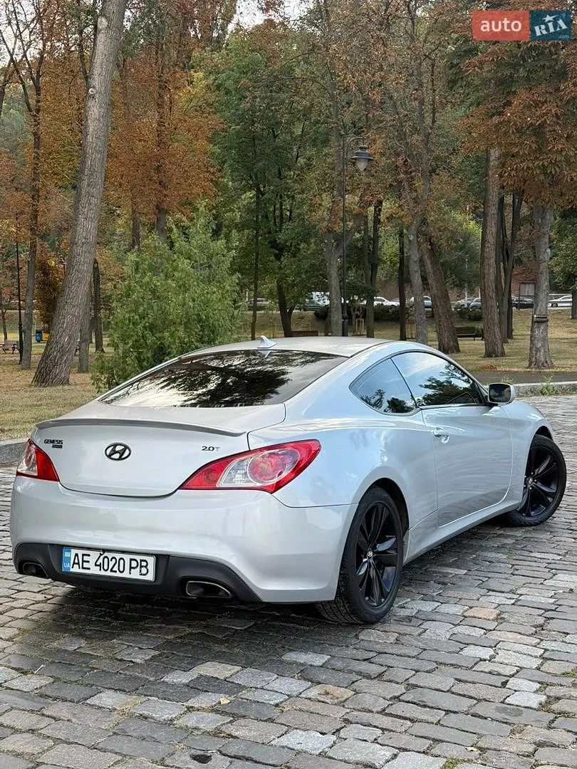 2010 Hyundai Genesis Coupe - мініатюра 5