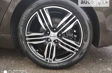 Седан Hyundai Genesis 2014 в Одесі