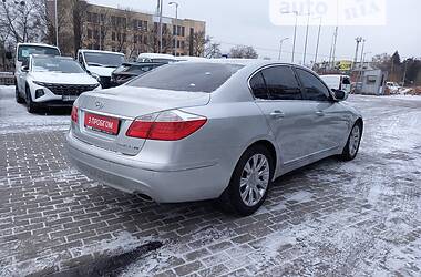 Седан Hyundai Genesis 2008 в Полтаве