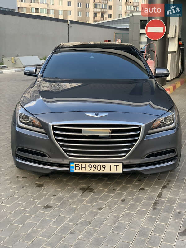 Седан Hyundai Genesis 2015 в Одессе