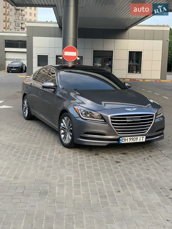 Hyundai Genesis 2015