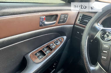 Седан Hyundai Genesis 2008 в 