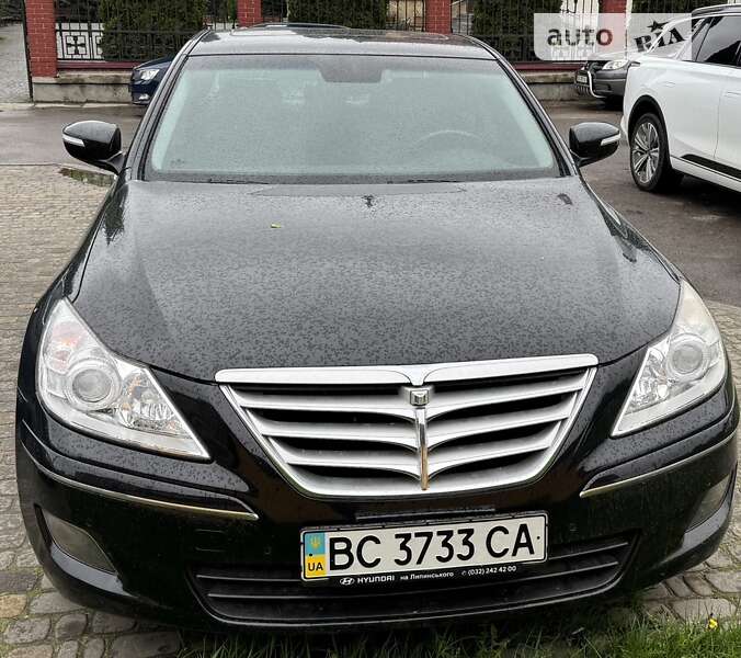 Седан Hyundai Genesis 2009 в 