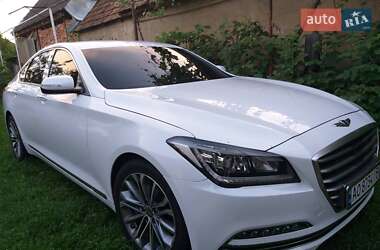 Седан Hyundai Genesis 2015 в Ужгороді