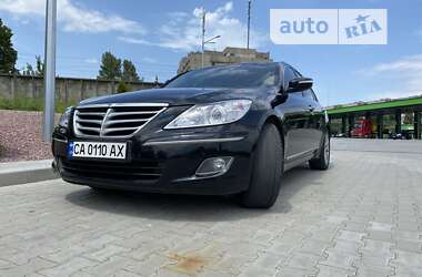 Седан Hyundai Genesis 2009 в Черкасах