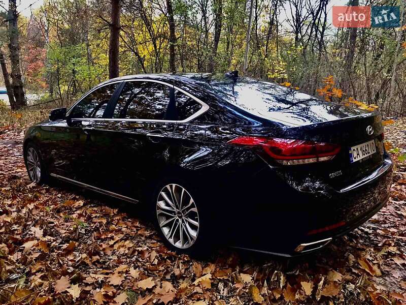 Седан Hyundai Genesis 2014 в Черкассах