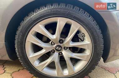 Купе Hyundai Genesis 2012 в 