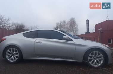 Купе Hyundai Genesis 2013 в Кривому Розі