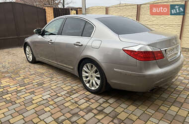 Седан Hyundai Genesis 2009 в Чернігові