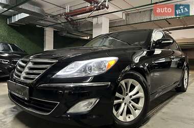 Седан Hyundai Genesis 2013 в 