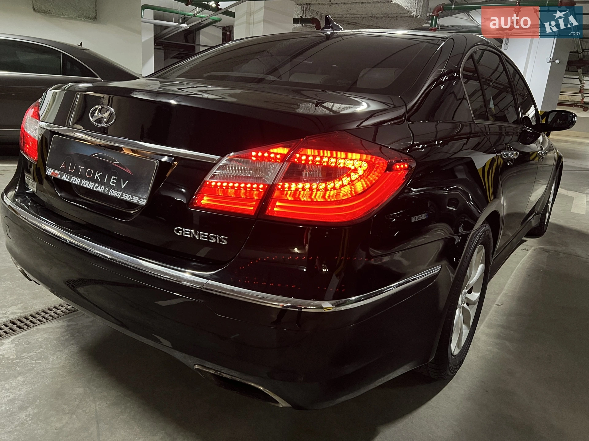 2013 Hyundai Genesis - мініатюра 12