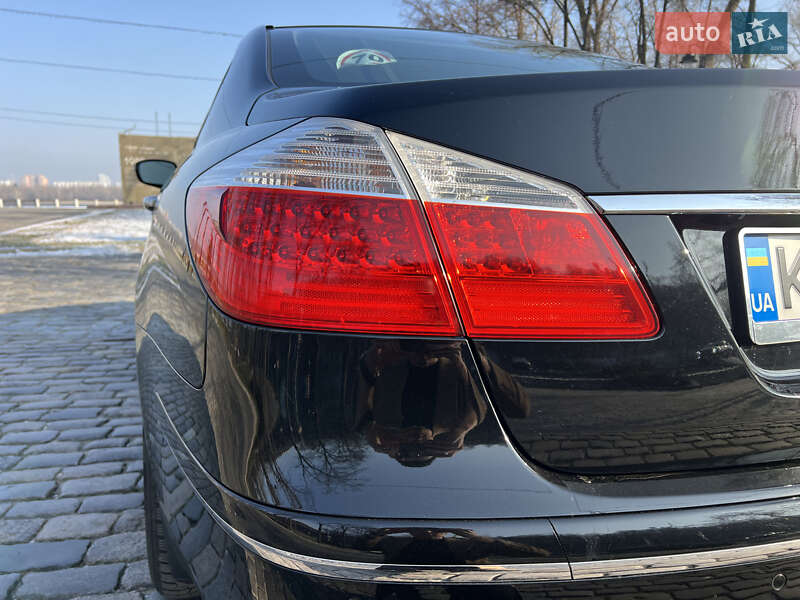 Седан Hyundai Genesis 2008 в Киеве фото 12 Седан Hyundai Genesis 2008 в Киеве