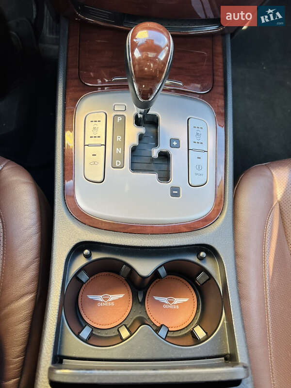 Седан Hyundai Genesis 2008 в Киеве фото 19 Седан Hyundai Genesis 2008 в Киеве