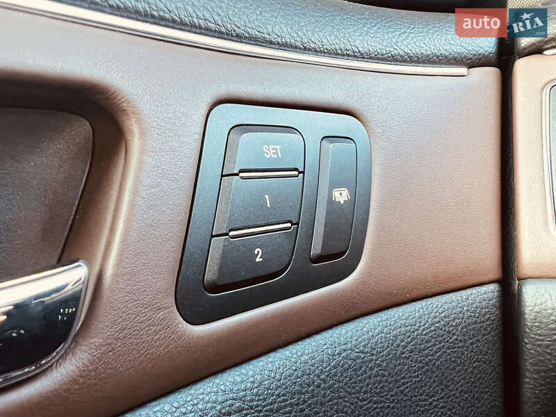 Седан Hyundai Genesis 2008 в Киеве фото 24 Седан Hyundai Genesis 2008 в Киеве