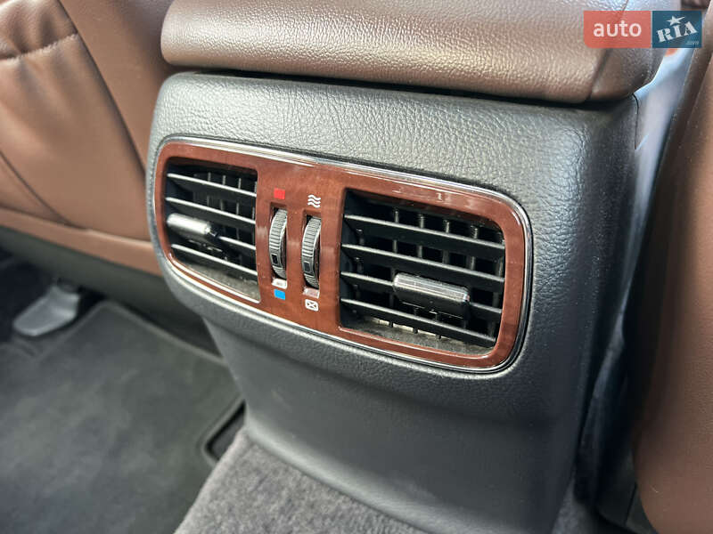 Седан Hyundai Genesis 2008 в Киеве фото 30 Седан Hyundai Genesis 2008 в Киеве