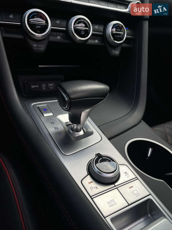 Седан Hyundai Genesis 2020 в Одесі фото 29 Седан Hyundai Genesis 2020 в Одесі