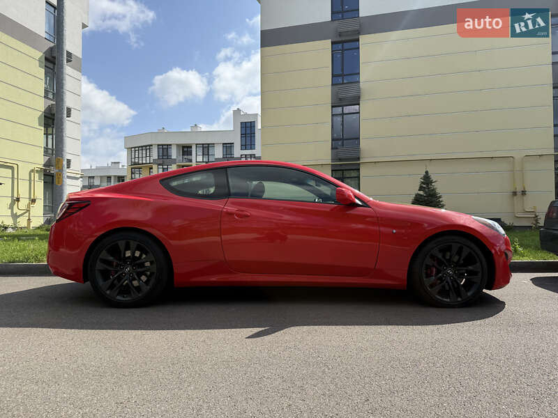 Купе Hyundai Genesis 2012 в Киеве фото 12 Купе Hyundai Genesis 2012 в Киеве