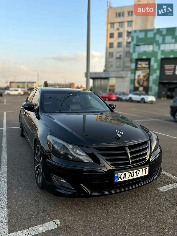 Седан Hyundai Genesis 2011 в Киеве