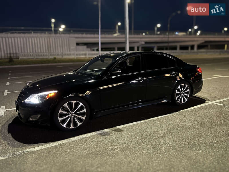 Седан Hyundai Genesis 2011 в Киеве
