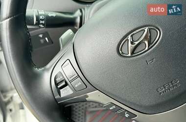 Купе Hyundai Genesis 2013 в 