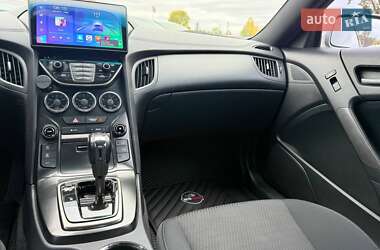 Купе Hyundai Genesis 2013 в 