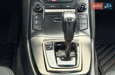 Купе Hyundai Genesis 2013 в 