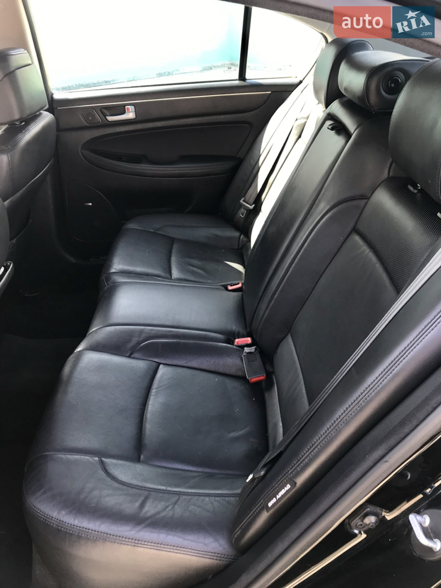 2013 Hyundai Genesis - мініатюра 11