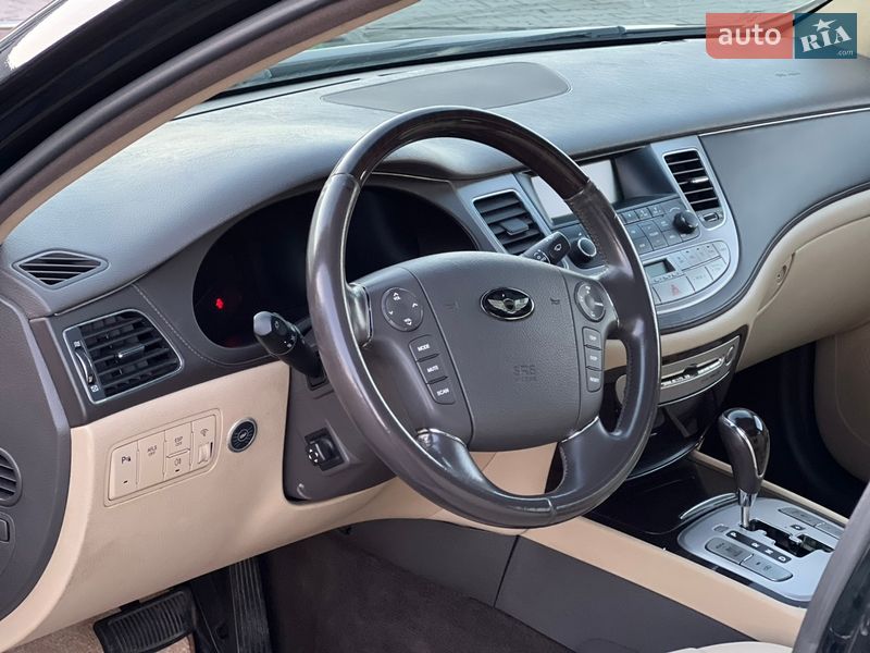 Седан Hyundai Genesis 2008 в Киеве