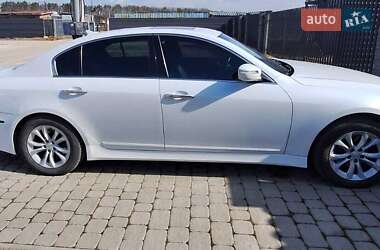 Седан Hyundai Genesis 2012 в Киеве