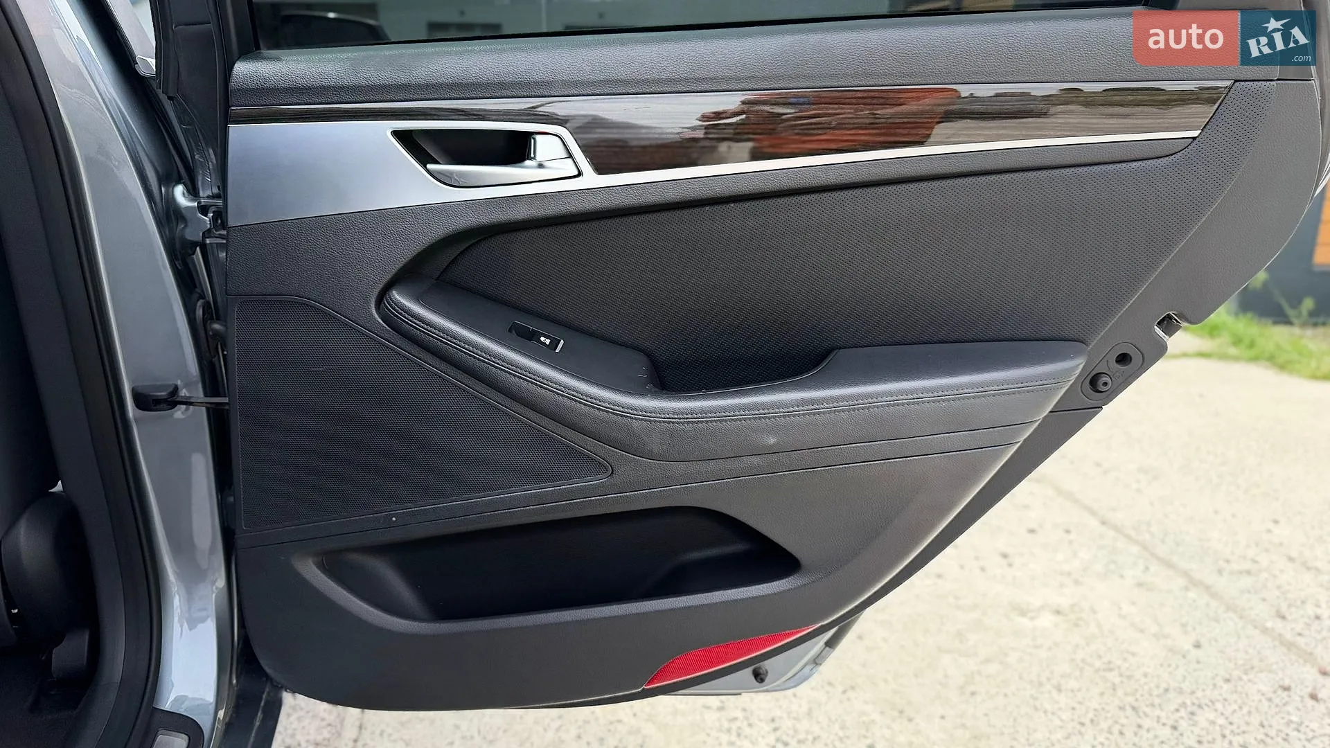 2015 Hyundai Genesis - мініатюра 47