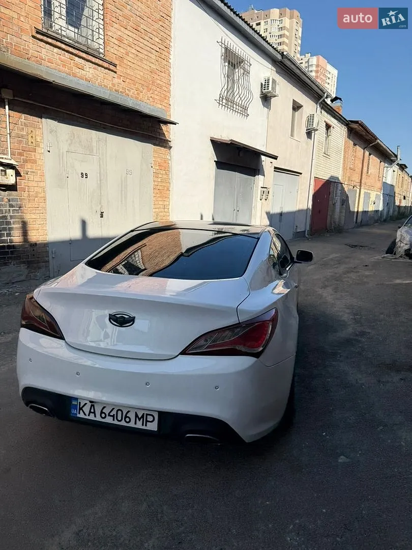 2013 Hyundai Genesis - мініатюра 16