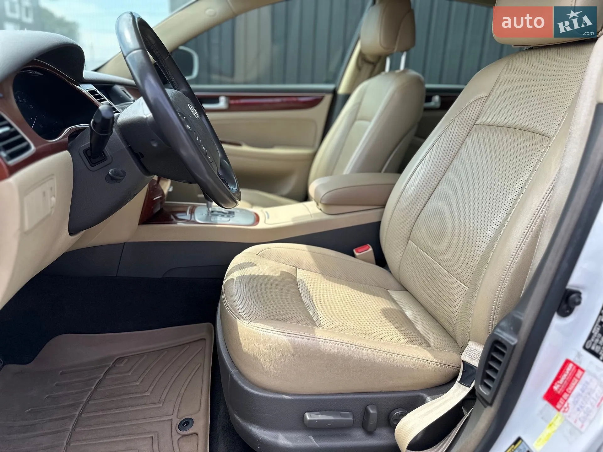 2013 Hyundai Genesis - мініатюра 12
