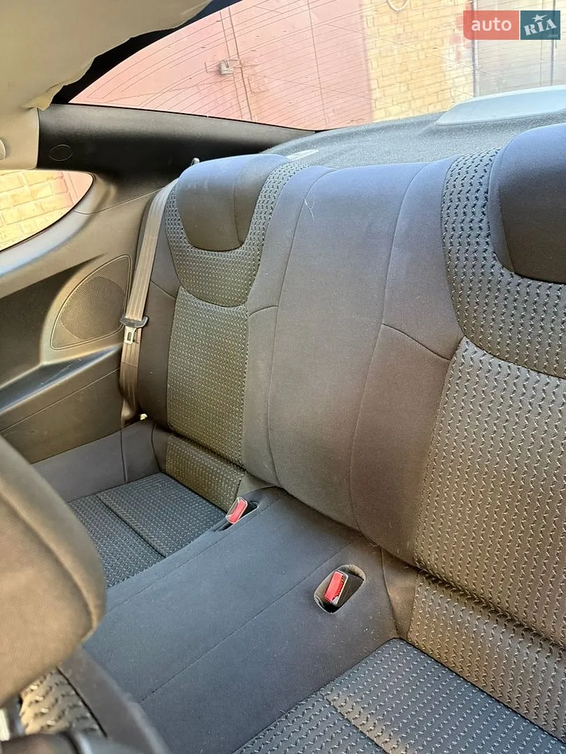 2011 Hyundai Genesis - мініатюра 4