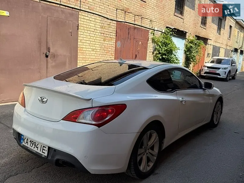 Hyundai Genesis