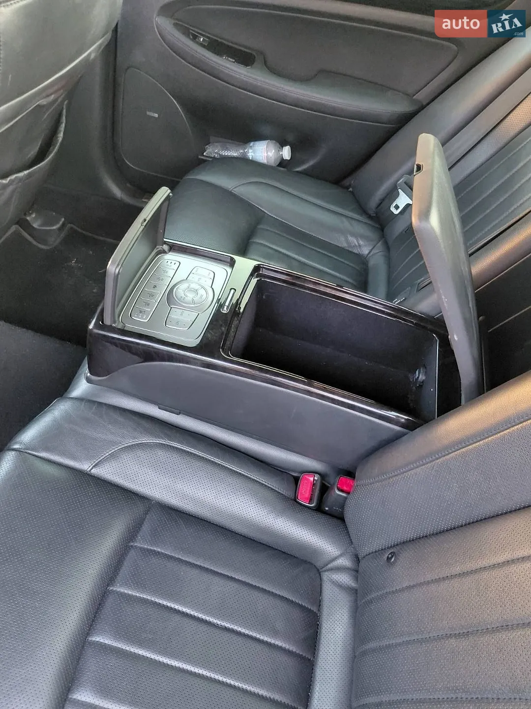 2012 Hyundai Genesis - мініатюра 19